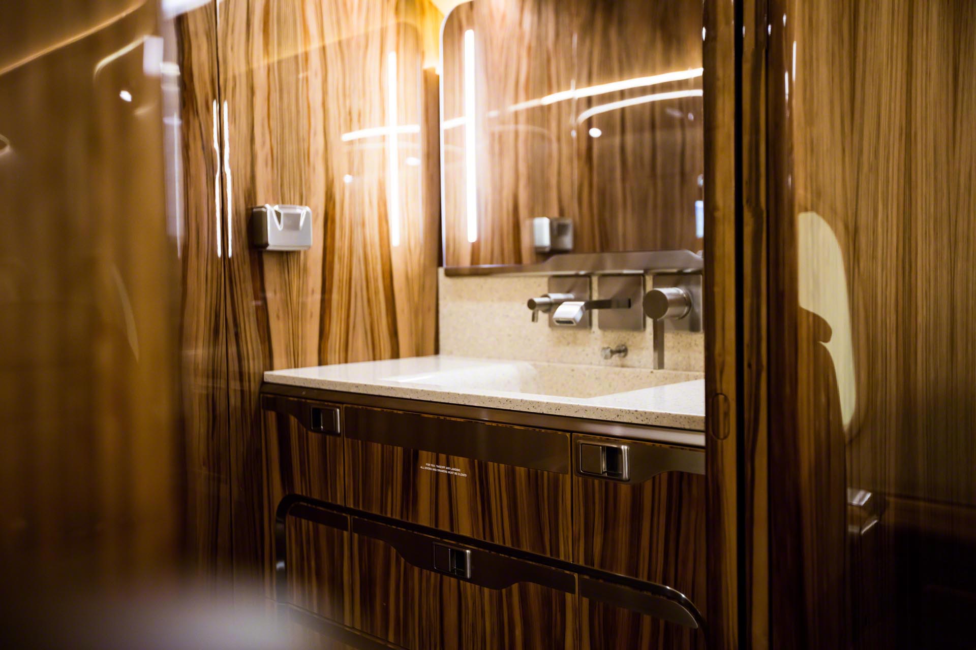 Red Gum Veneer - Challenger 350 LXi Art Deco
