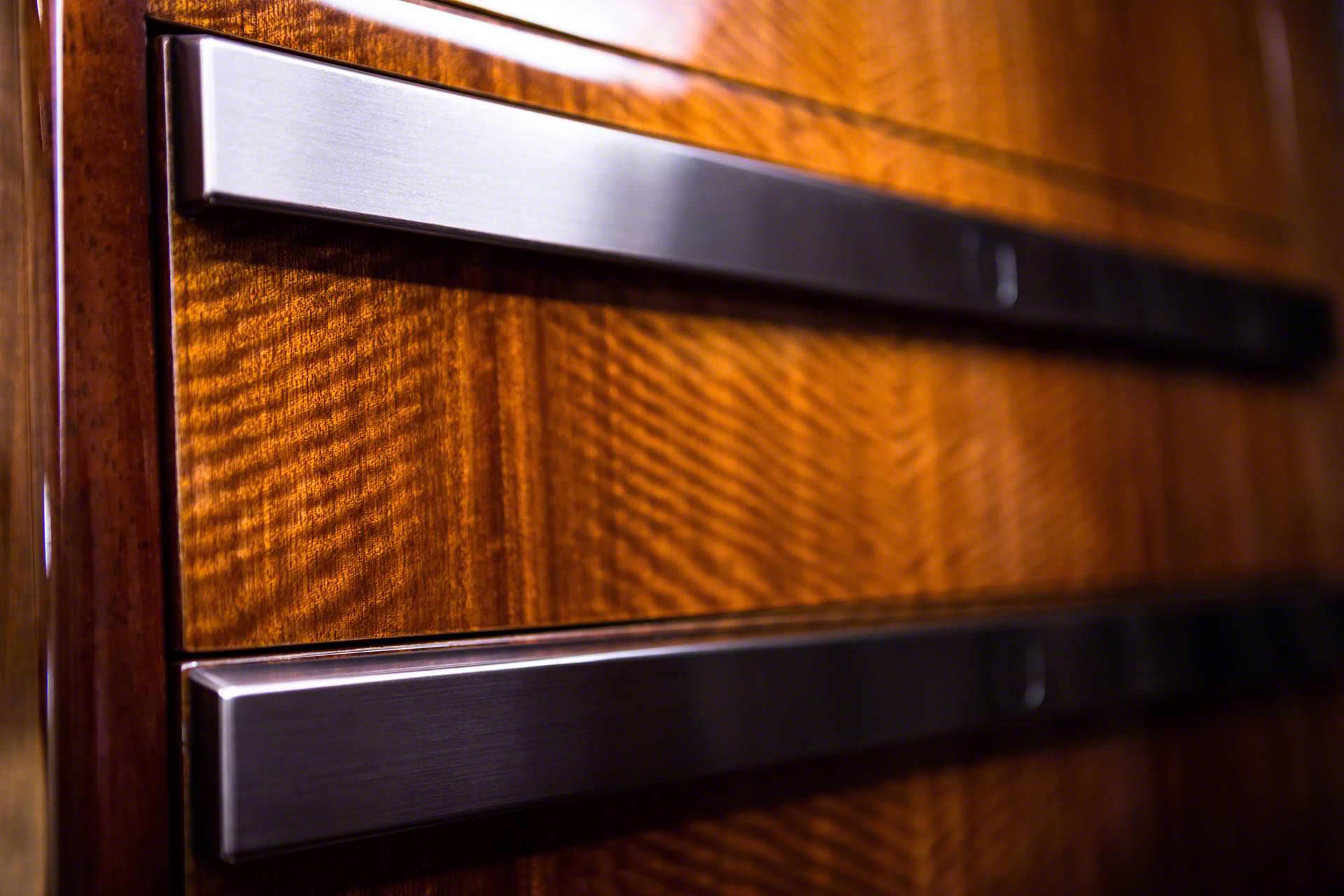 Metal and Wood Accents - Phenom 300 LXi Essex